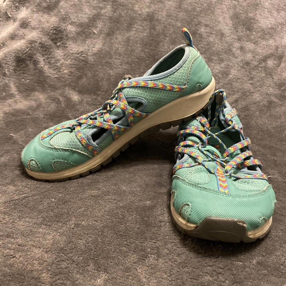 Chaco Kid Water Shoe Teal Outcross Bungee Lace Youth Sz 4 Outdoor Beach Swim